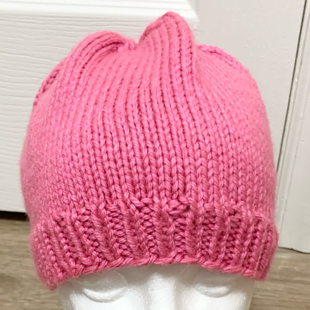 Hand Knit Beanie Hat Homemade Adult OSFM Pink NEW